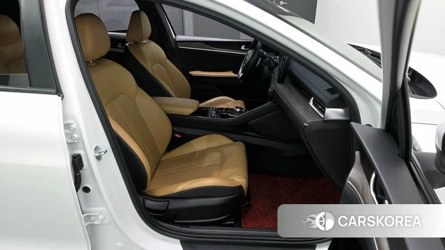 Kia K5 3rd generation 2021 Белый из Кореи, фото 4