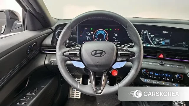 Hyundai The New Avante (CN7) 2024 Серебристо-серый из Кореи, фото 4