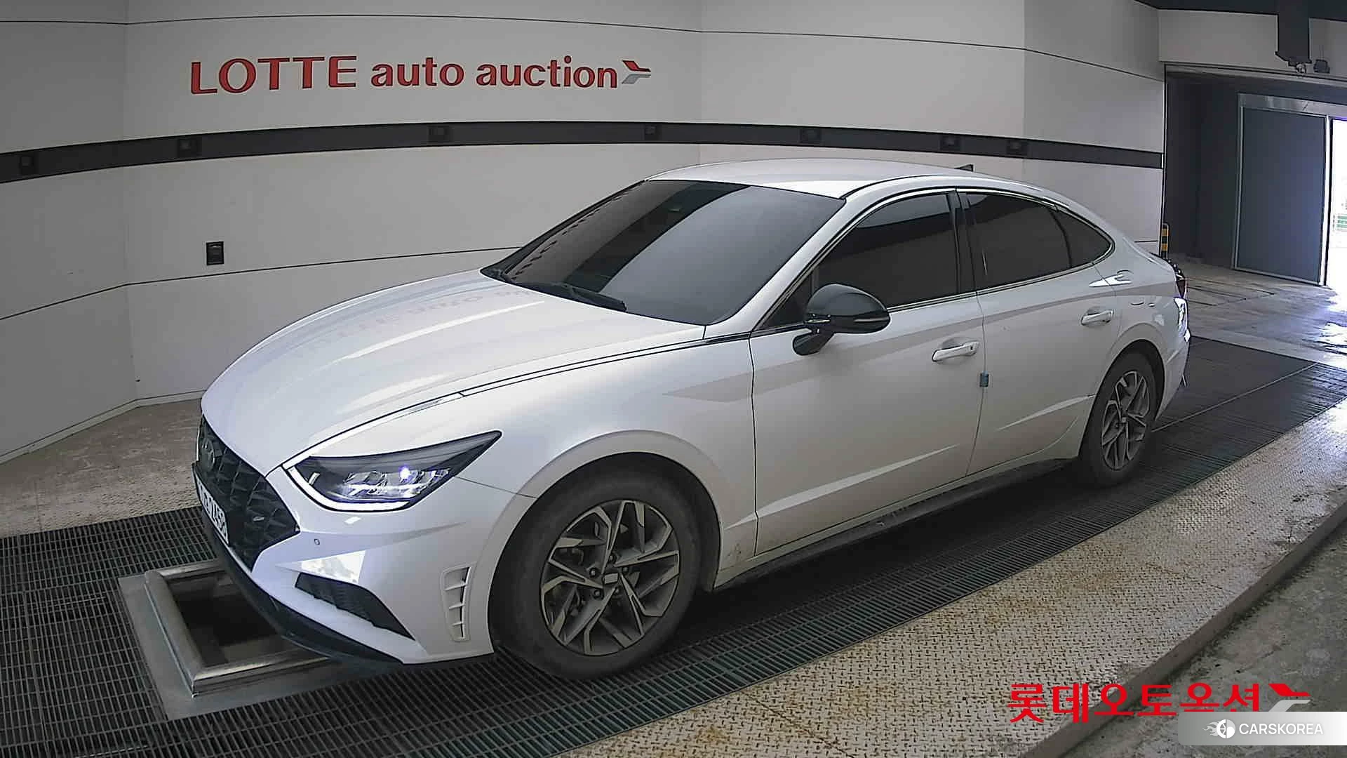 Hyundai Sonata 2023 Serenity White Pearl (Optional addition) из Кореи, фото 4