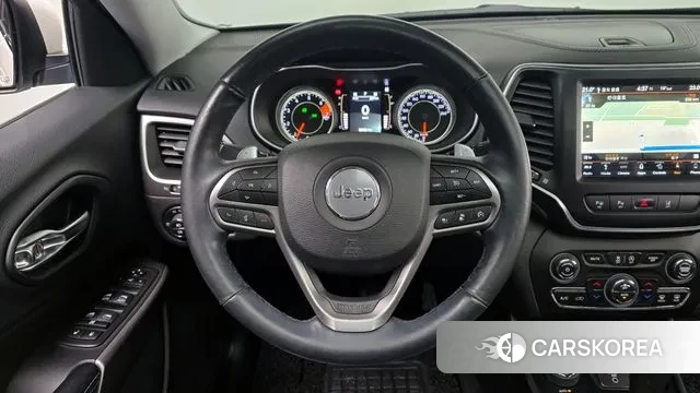 Jeep Cherokee (KL) 2018 Жемчужный цвет из Кореи, фото 4