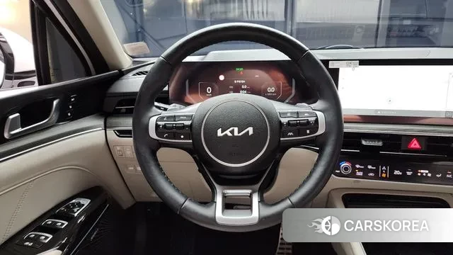 Kia The New K5 Hybrid 3rd generation 2024 Белый из Кореи, фото 4