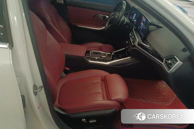 BMW 3 series 2023 Белый из Китая, фото 4