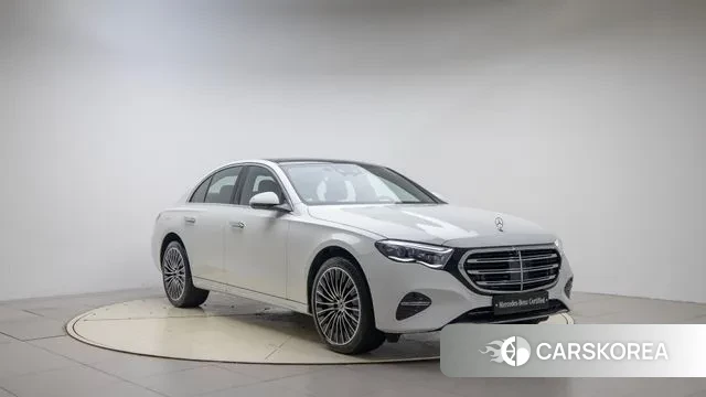 Mercedes-Benz E-Class W214 2024 Белый из Кореи, фото 4