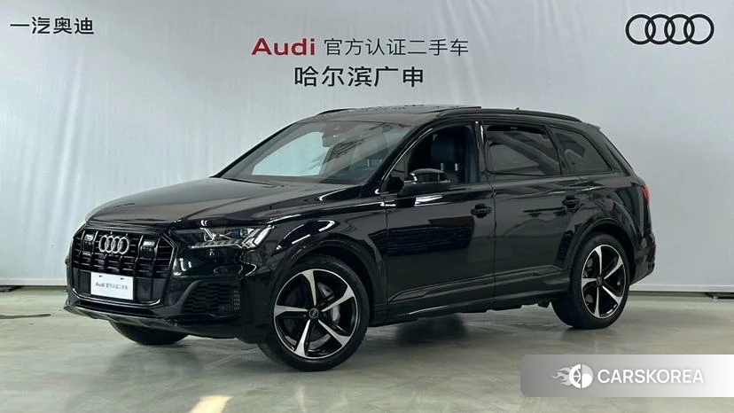 Audi Q7 2021 Черный из Китая, фото 4
