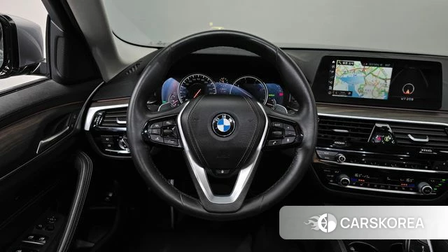 BMW 5 Series (G30) 2018 Серый из Кореи, фото 4