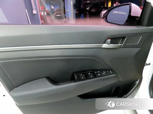 Hyundai Avante AD 2018 Белый из Кореи, фото 4