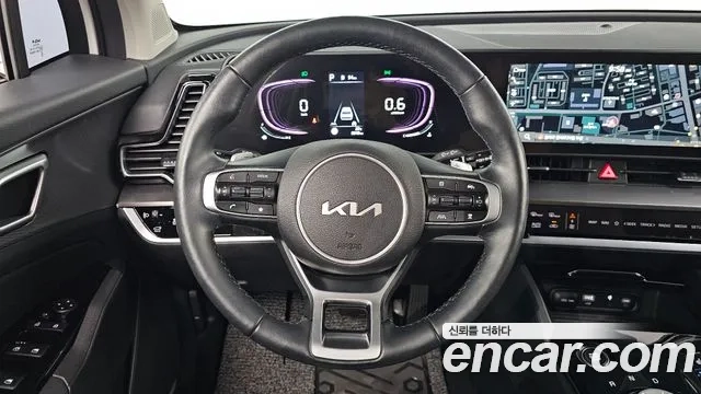 Kia Sportage 5th Generation 2023 Белый из Кореи, фото 4