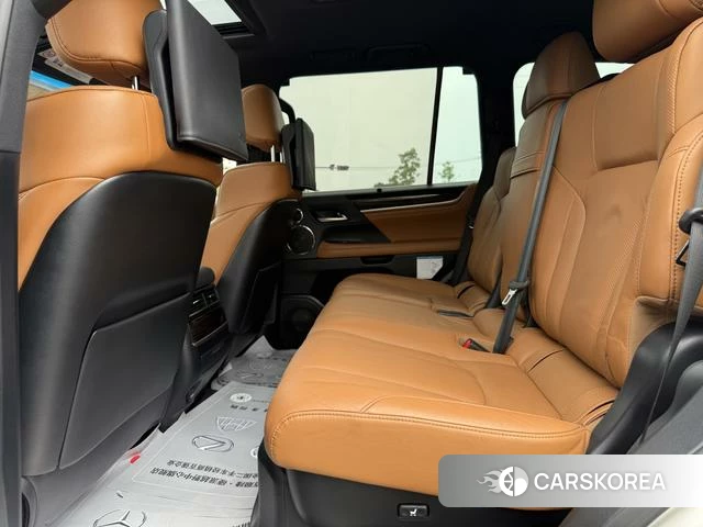Lexus LX 2023 Серебристо-серый из Китая, фото 4