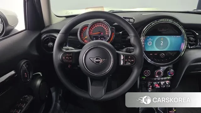 Mini Cooper 2022 Черный из Кореи, фото 4