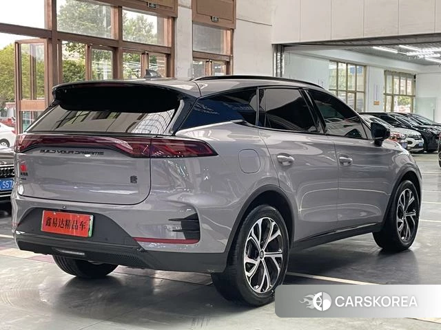 BYD Tang DM 2025 Серебристо-серый из Китая, фото 4
