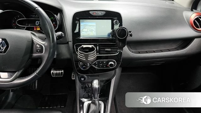 Renault Korea (Samsung) Clio 2018 Белый из Кореи, фото 4