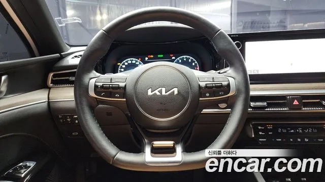 Kia K5 3rd generation 2023 Белый из Кореи, фото 4