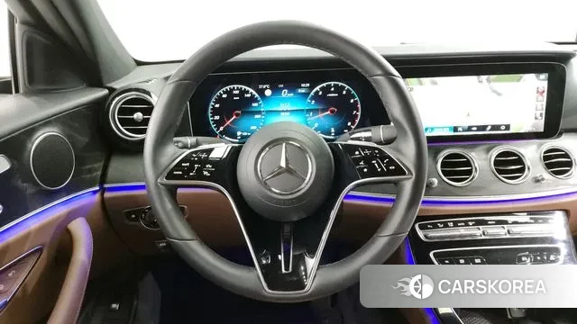 Mercedes-Benz E-Class W213 2023 Белый из Кореи, фото 4