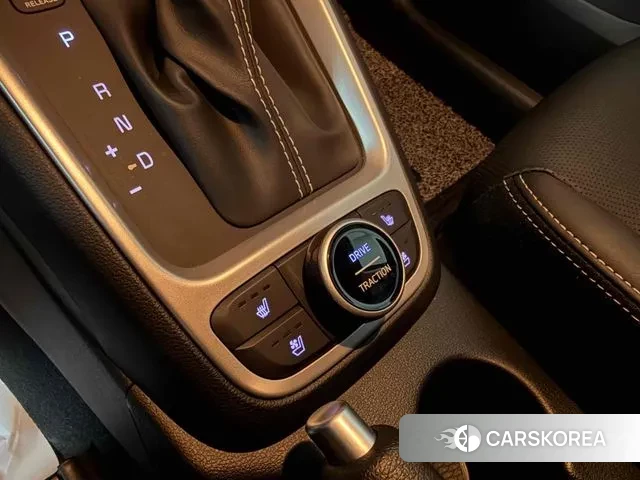 Hyundai Venue 2022 Серый из Кореи, фото 4