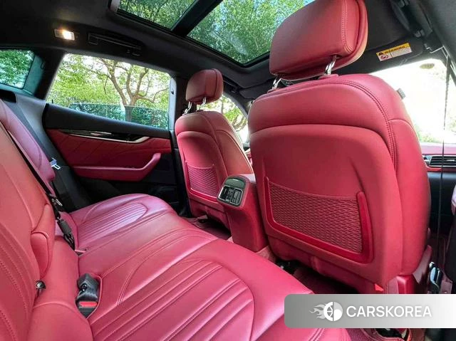 Maserati Levante 2022 Синий из Китая, фото 4