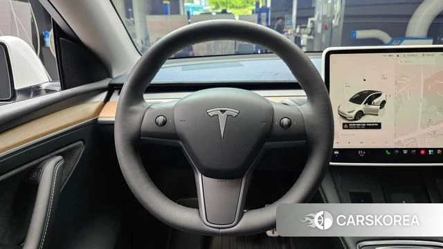 Tesla Model Y 2024 Белый из Кореи, фото 4
