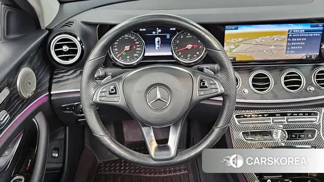 Mercedes-Benz E-Class W213 2018 Синий из Кореи, фото 4