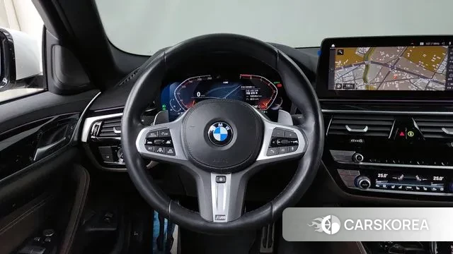 BMW 5 Series (G30) 2022 Белый из Кореи, фото 4