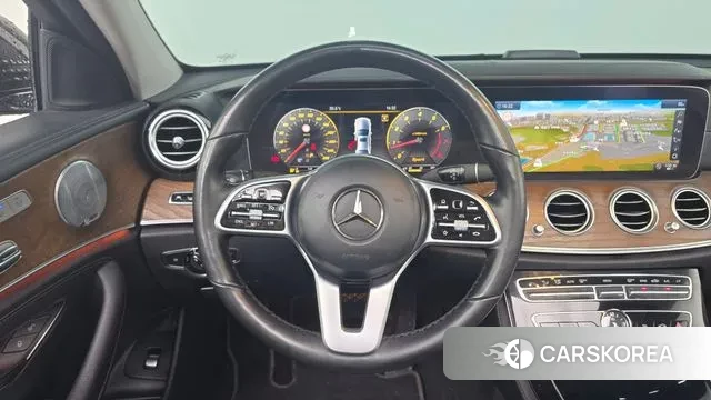 Mercedes-Benz E-Class W213 2018 Черный из Кореи, фото 4
