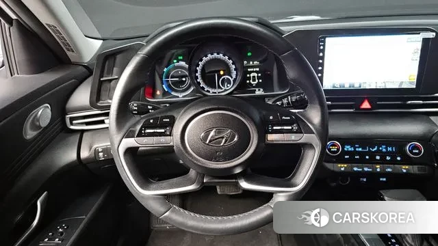 Hyundai Avante Hybrid (CN7) 2023 Белый из Кореи, фото 4