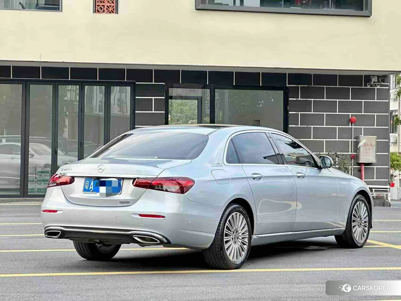 Mercedes-Benz E-class 2021 Серебристо-серый из Китая, фото 4