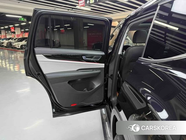 Volkswagen Tourang 2022 Черный из Китая, фото 4