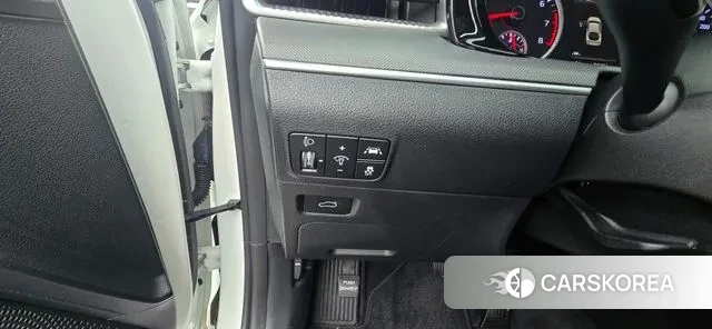 Kia K5 3rd generation 2021 Жемчужный цвет из Кореи, фото 4