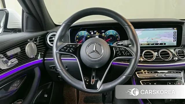 Mercedes-Benz E-Class W213 2022 Белый из Кореи, фото 4