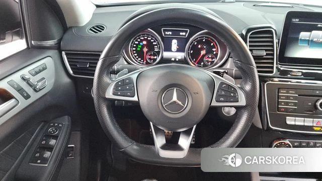 Mercedes-Benz GLE - Class W166 2018 Черный из Кореи, фото 4