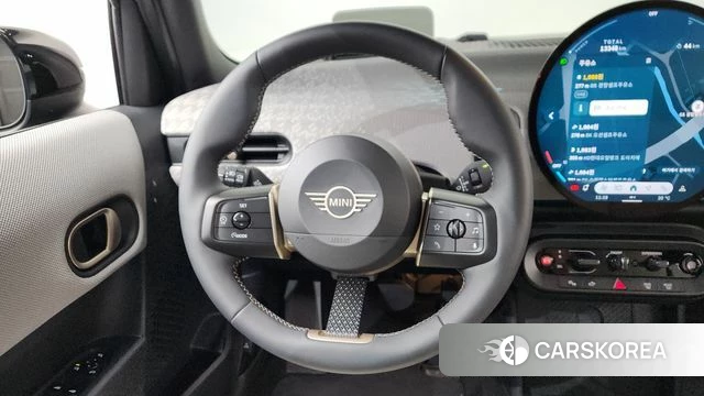 Mini Cooper S 4th Generation 2024 Черный из Кореи, фото 4