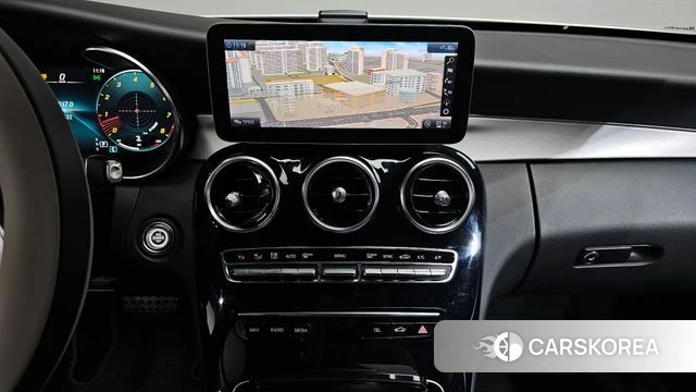 Mercedes-Benz C-Class W205 2020 Белый из Кореи, фото 4