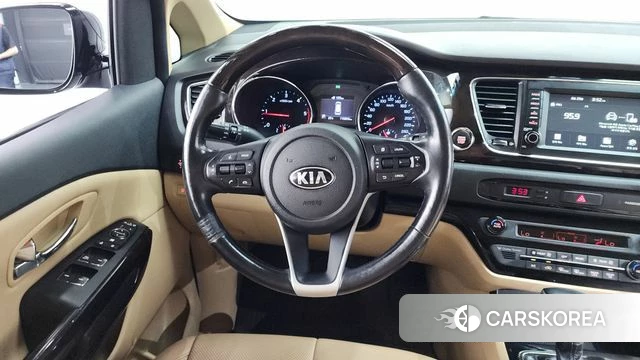 Kia The New Carnival 2018 Черный из Кореи, фото 4