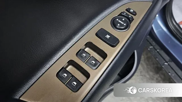 Kia Stonic 2019 Синий из Кореи, фото 4