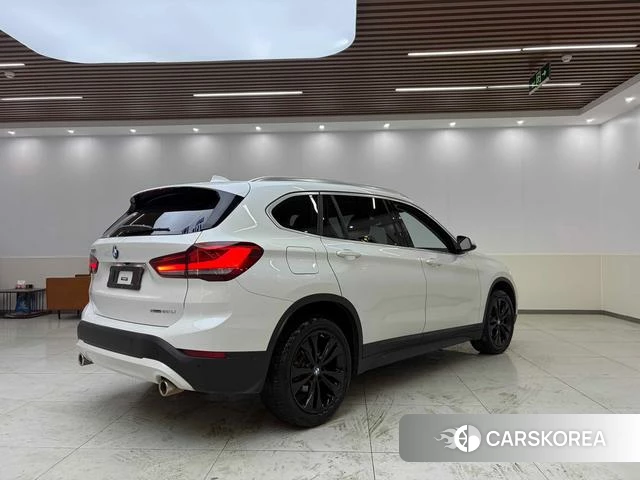 BMW X1 2021 Белый из Китая, фото 4