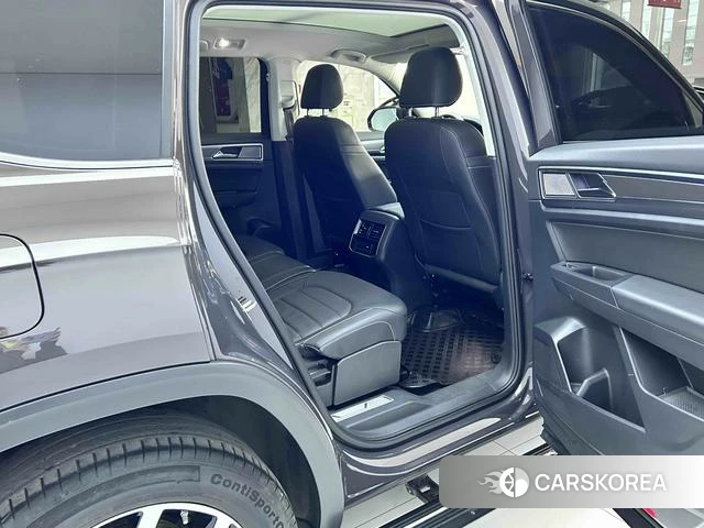 Volkswagen Tourang 2019 Черный из Китая, фото 4