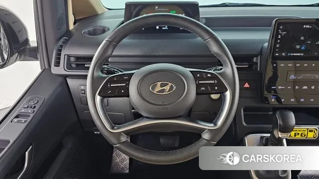 Hyundai Staria 2023 Белый из Кореи, фото 4