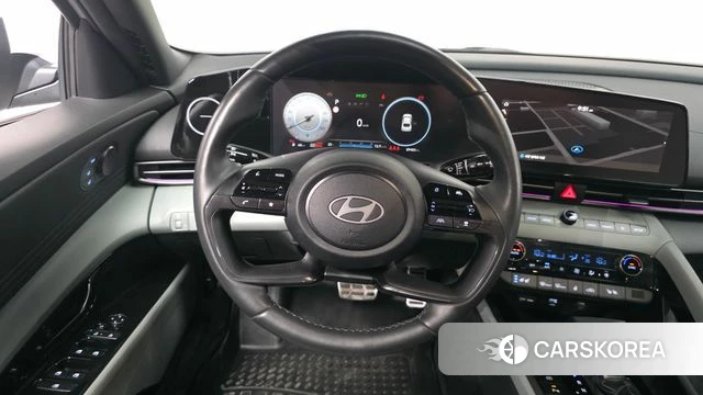 Hyundai The New Avante (CN7) 2023 Серебристо-серый из Кореи, фото 4