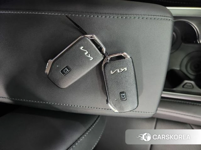 Kia Di Ol Nu Niro 2026 Белый из Кореи, фото 4