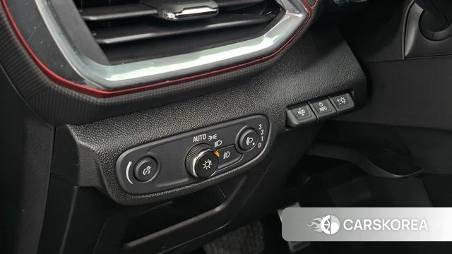 Chevrolet (GM Daewoo) Trailblazer 2022 Серебристо-серый из Кореи, фото 4