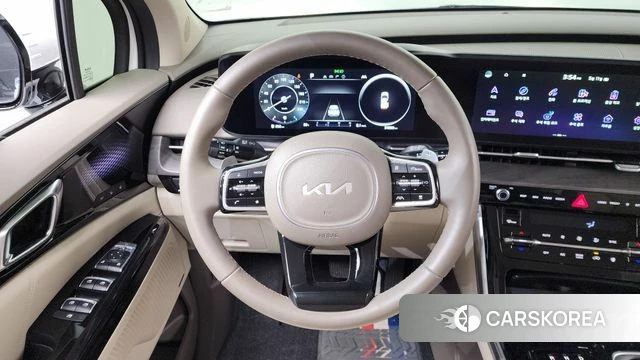 Kia Carnival 4th generation 2022 Белый из Кореи, фото 4