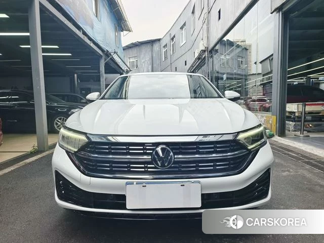 Volkswagen Sagitar 2024 Белый из Китая, фото 4