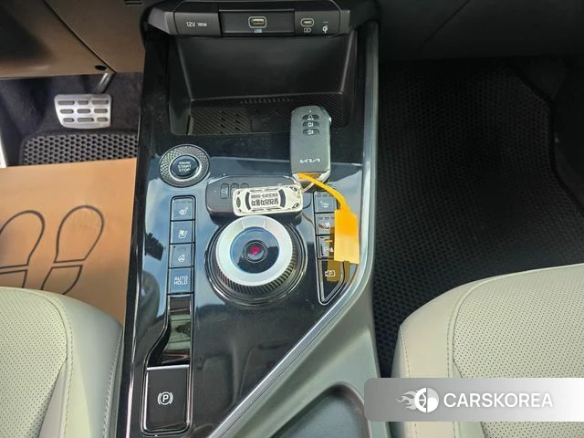 Kia Di Ol Nu Niro 2022 Темно-зеленый из Кореи, фото 4
