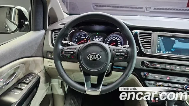 Kia All New Carnival 2018 Серебристо-серый из Кореи, фото 4