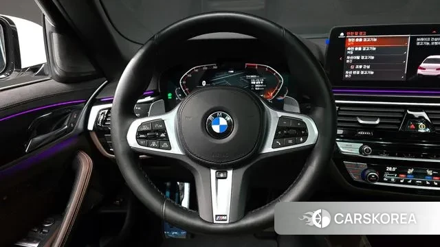 BMW 5 Series (G30) 2022 Белый из Кореи, фото 4