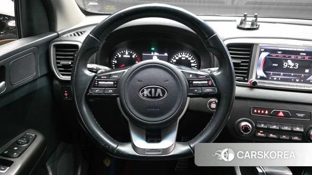 Kia Sportage The Bold 2021 Серебристо-серый из Кореи, фото 4