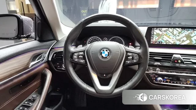 BMW 5 Series (G30) 2018 Серый из Кореи, фото 4