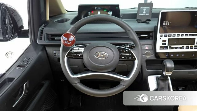 Hyundai Staria 2023 Серый из Кореи, фото 4