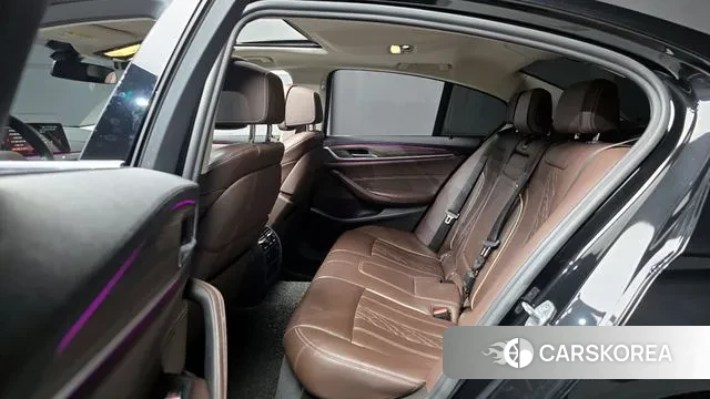 BMW 5 Series (G30) 2019 Черный из Кореи, фото 4