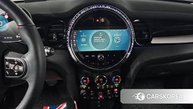 Mini Cooper 2023 Белый из Кореи, фото 4
