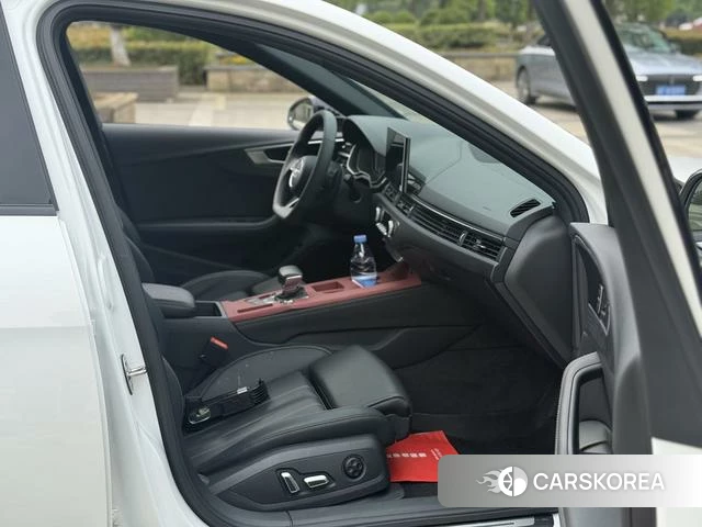 Audi A4L 2025 Белый из Китая, фото 4